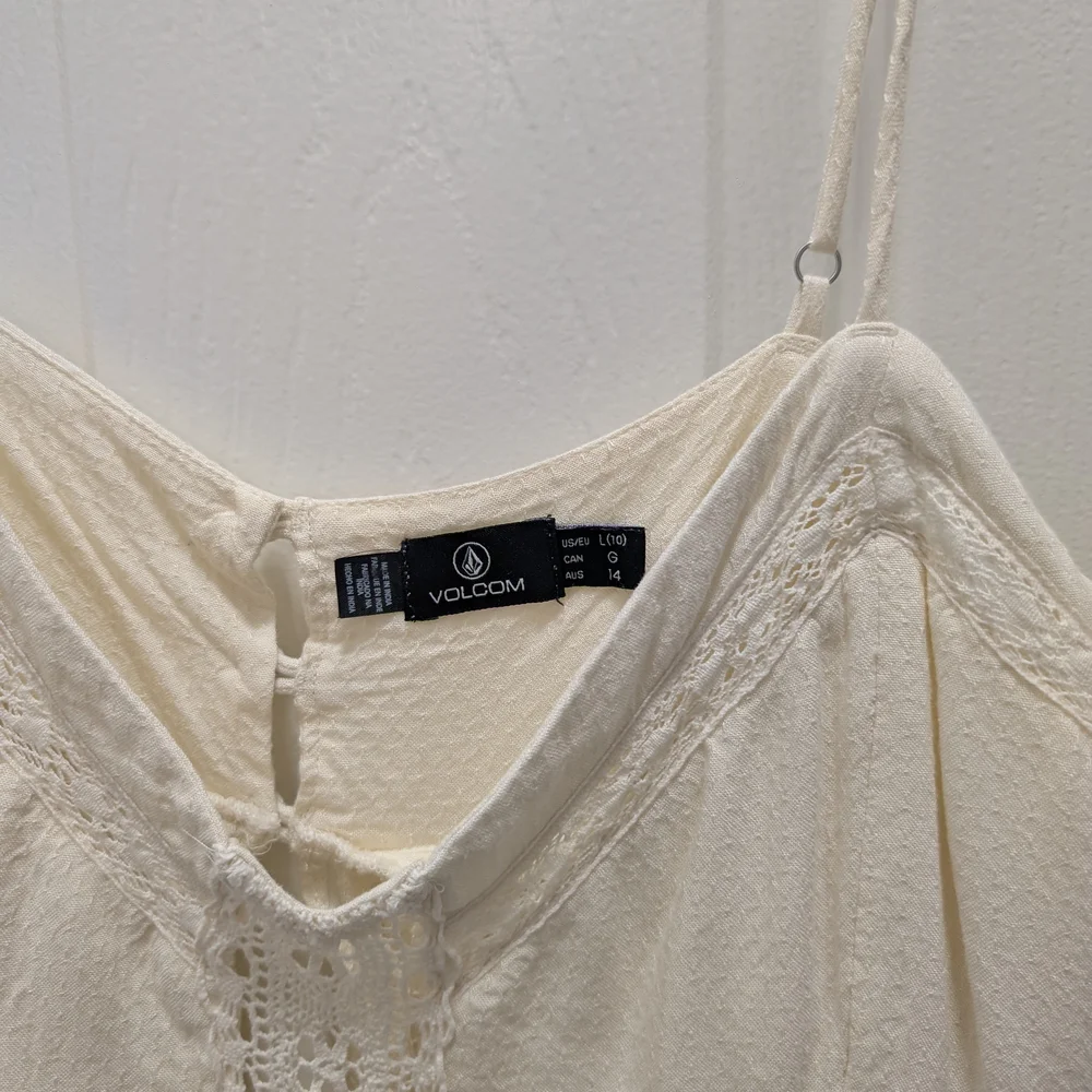 Volcom Tank Top - Picture 3 of 7